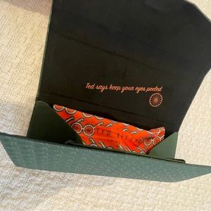 Ted Baker green sunglass case